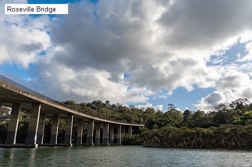 3 review location for tourist in Roseville Chase, NSW Australia: 1. Roseville Bridge,2. Echo Point Park,3. Roseville Chase Oval,